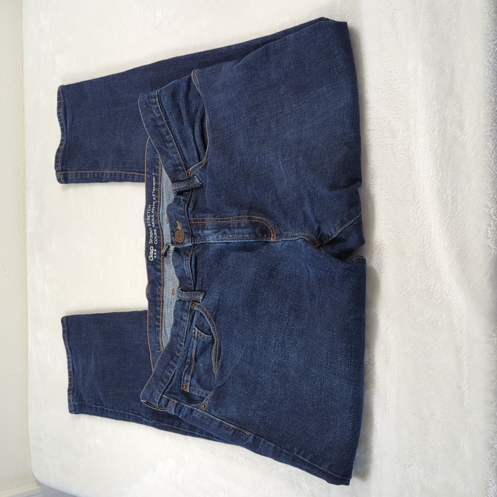 Gap 40/41 x 30.5 / 32 skinny stretch jeans like NEW